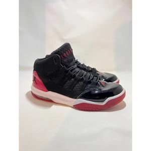 Nike Air Jordan Max Aura (AQ9084-006) Bred Sneakers Men Size 11